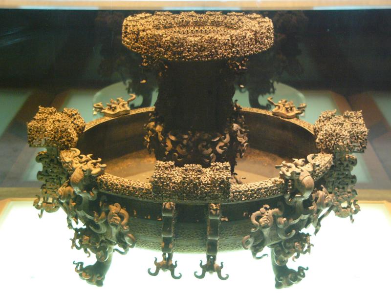 Buried with 7000 artefacts