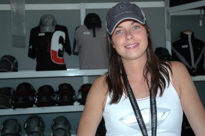 u39/mydalan/medium/32414025.MesdamesGrandPrix20041320.jpg