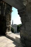 nimes