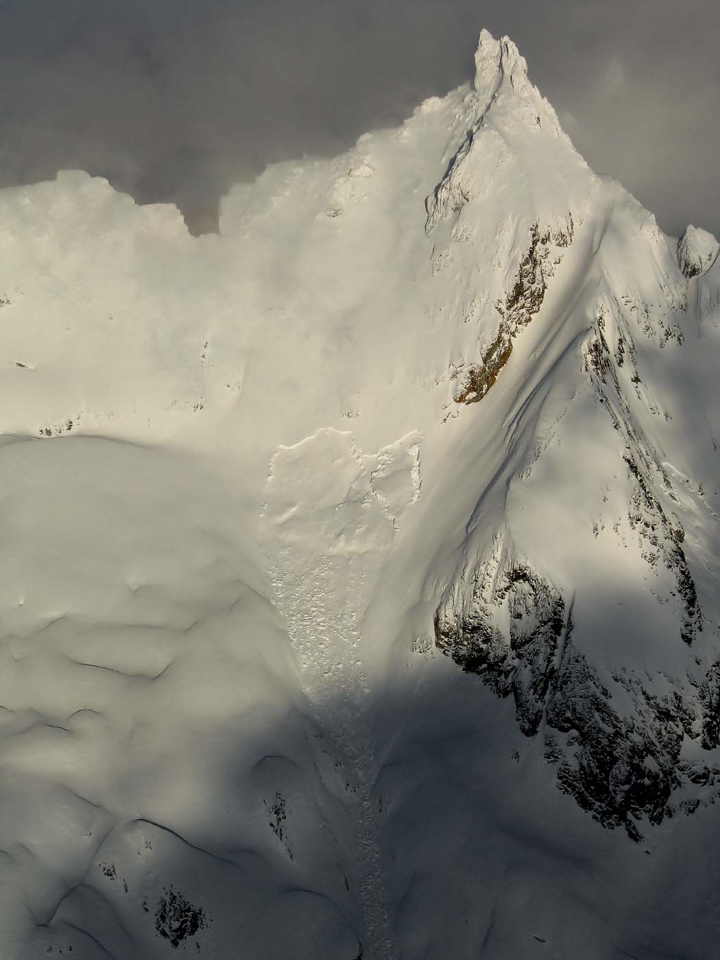 Avalanche, Degenhardt (SPickets020205-33adj.jpg)