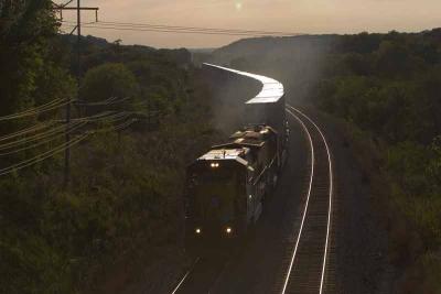 CSX EB train on BNSF