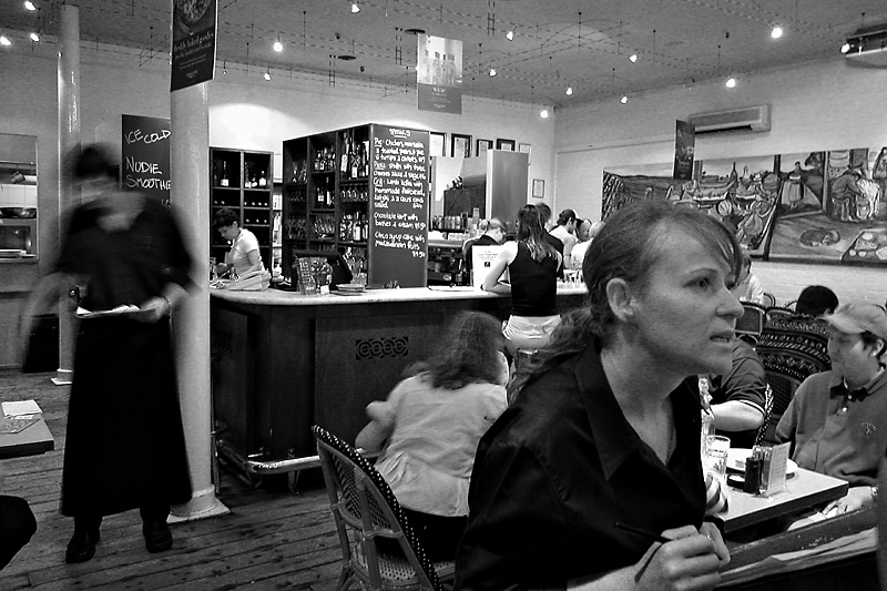 10 August 04 - Busy Eatery