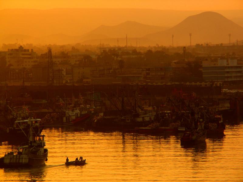 Harbor at Dawn, Arica, Chile, 2003