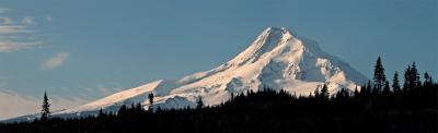 Snowy-Mt.-Hood-Pano.jpg