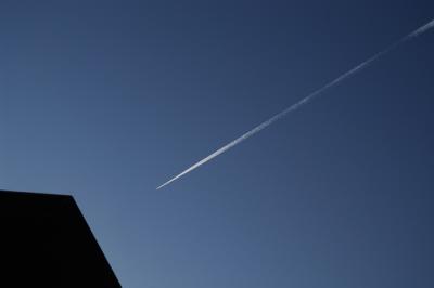 Contrail 6988.jpg