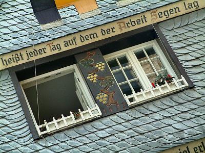 attic window 1672