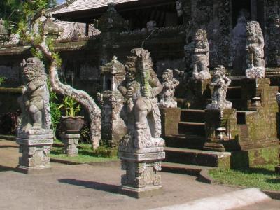 Temple  statues