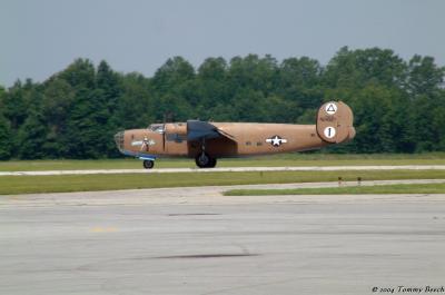 Diamond LiL , Oldest flying B-24 / LB-30