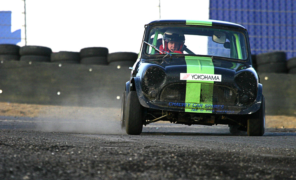 <font size=2><b>Mini #1</b><br>by Jon M</font>