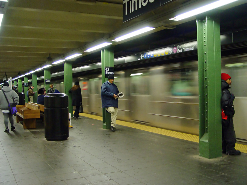 <b>Third Place<br><br>rush hour</b><br><font size=1>by Harry Behret</font>