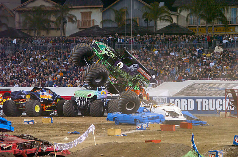 <b>Gravedigger</b> <br> <font size=1>David Savkovic (r00t)</font></p>