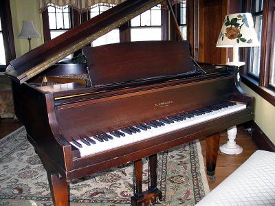 u39/stugold/medium/25453626.piano3.jpg