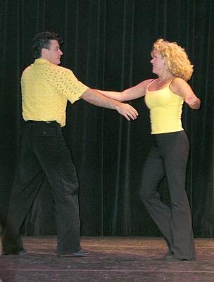 Dancers In Yellow 395