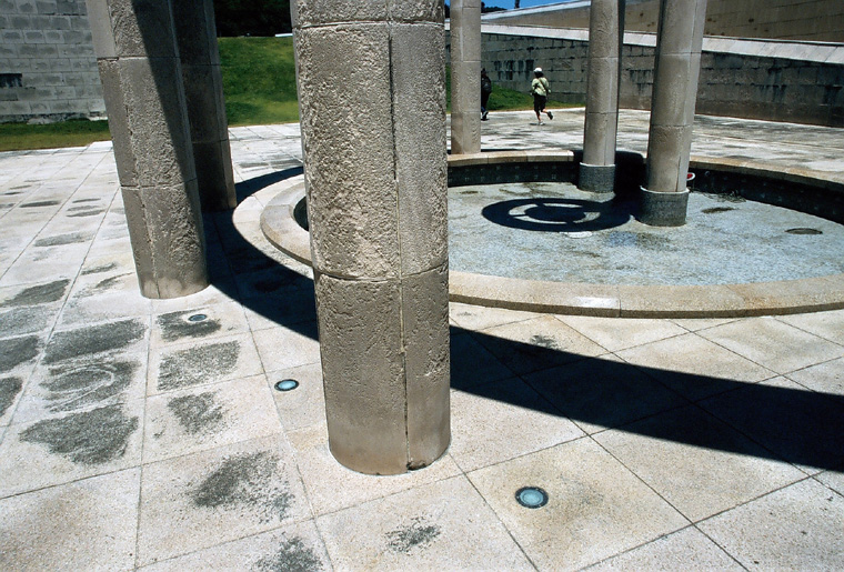 R002-013.jpg