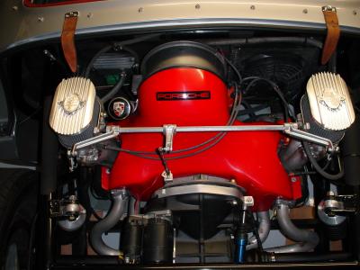 Newest look! Red shroud & 1914cc Hydraulic Type 1 w/44 webers
