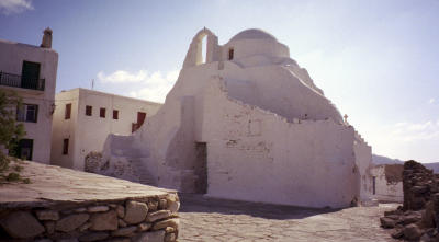 A tiny church on Mykonos