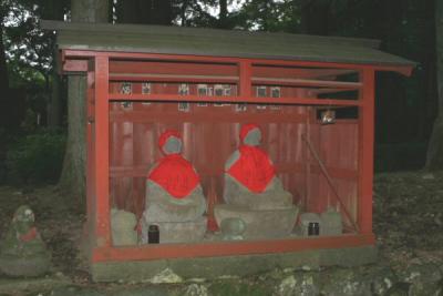 A shrine in Nikko, again, I'm not sure of what, but a good picture.