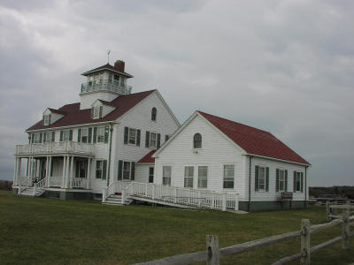 u4/jhales/medium/690271.NewEnglandDec01055.jpg