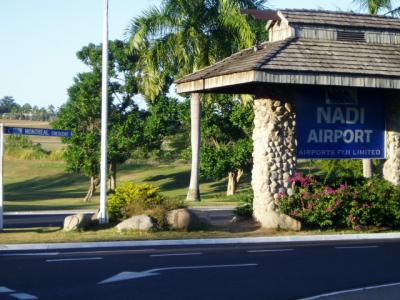 nadi aeoport Fidji- montreal crescent