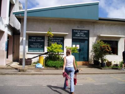 bibliotheque- voir bislama sign