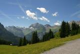 Weg zum Oeschinensee ob Kandersteg