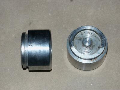 Steel Pistons (Not correct for 908) - Photo 1