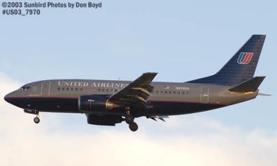 United Airlines B737-522 N938UA aviation stock photo #7970