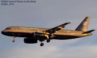 United Airlines A320-232 N439UA aviation stock photo #7971