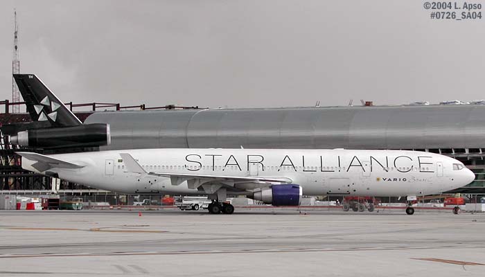 Varig MD-11 PP-VTH Star Alliance scheme aviation stock photo #0726