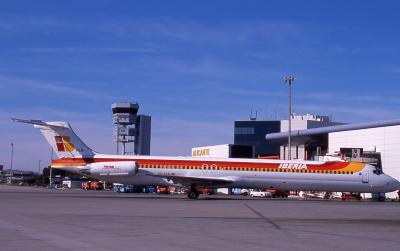 EC-FLN  Iberia MD-88.jpg