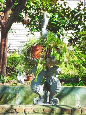 SeahorsePlanter.jpg