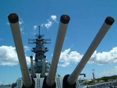 USS Missouri's 16 inch Guns