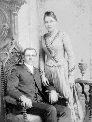 Fred & Emma (Eckey) Anderson.jpg