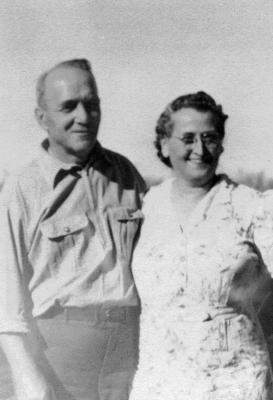 Oscar & Alma (Shaner) Eckey.jpg