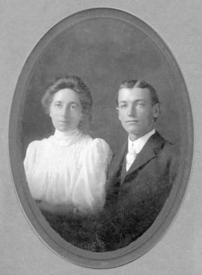 Ada F. (Currier) & David Francis Kimes Nov. 18, 1905.jpg