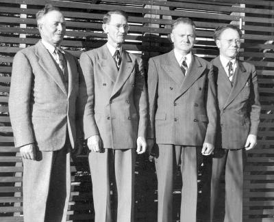 Emmett, Vincent, Moody, and Herbert Kimes 1947.jpg