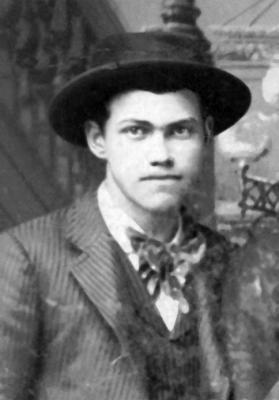 Henry Valentine Kimes (son of David G. Kimes).jpg