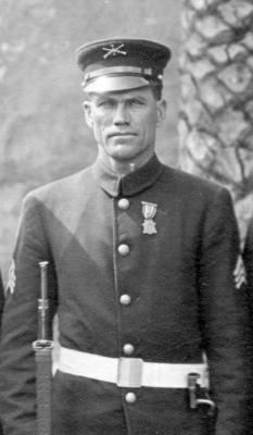Henry V. Kimes 1900.jpg