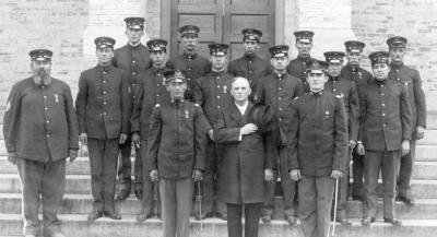 Henry Valentine and David Francis Kimes with Uniformed Group.jpg