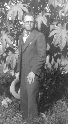 Herbert Leon Kimes 1929 (son of Joseph Leander Kimes).jpg
