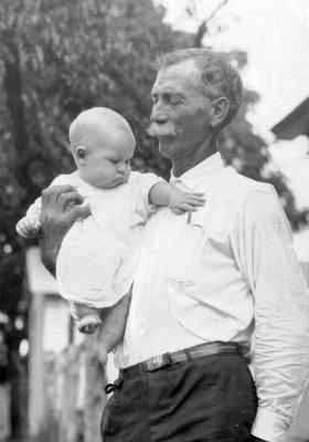 Quince & Joseph Leander Kimes 1926.jpg