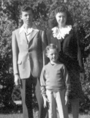 Richard, Doris, & David Kimes abt. 1943.jpg