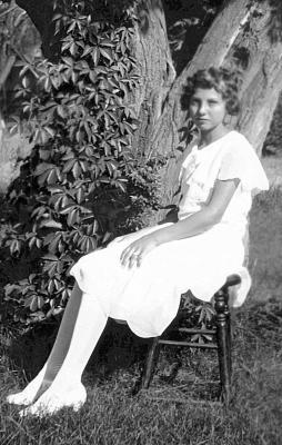 Virginia Kimes 1930 (daughter of Joseph Leander Kimes).jpg