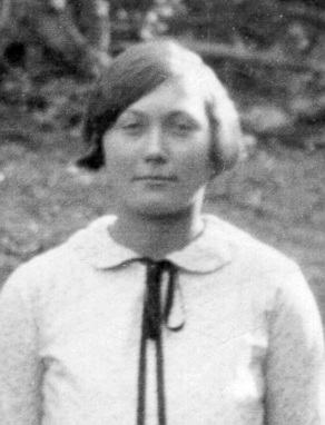 Velma Mae Kimes 1927.jpg