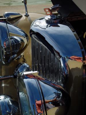 Bentley Radiator & Lights