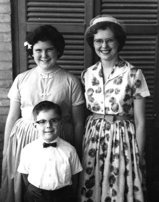 Elizabeth, Susan and Paul at Heliopolis Home, Ready for Church