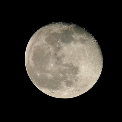 u40/cdrebel/medium/40214461.22505Moonsharpenedpbase.jpg