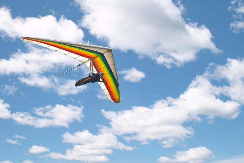 <b>Hang Glider *</b><br><i>by Mike Alexander</i>