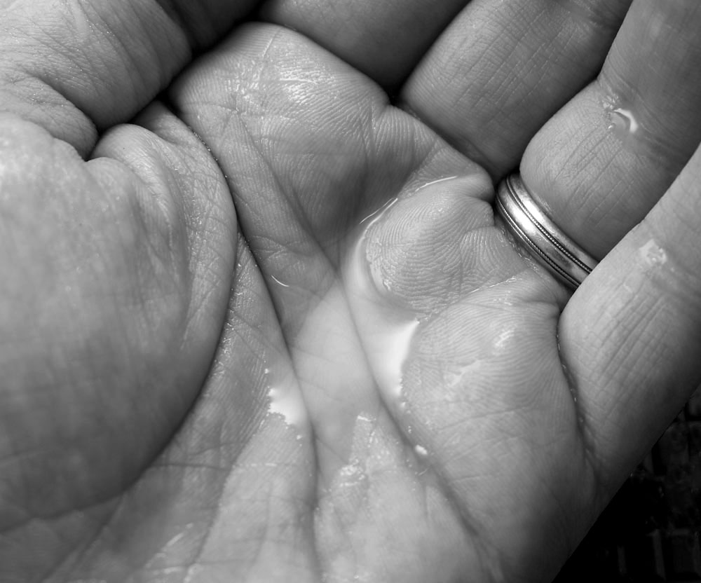 <b>Wet skin 2 </b><br>by<br> toc (Tim OConnor)