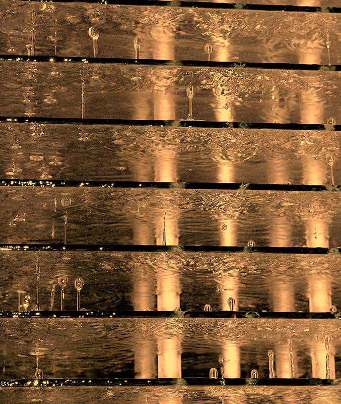 <b>Waterworld</b><br><font size =1>theblue